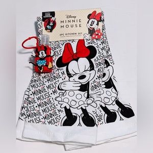 NWT Disney Minnie Mouse 3pc Kitchen Set includes Hand Sanitizer